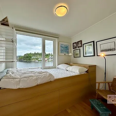 Penthouse In With Sea View And Sunny Terrace Kragero