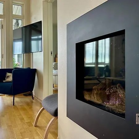 Penthouse In With Sea View And Sunny Terrace شقة *